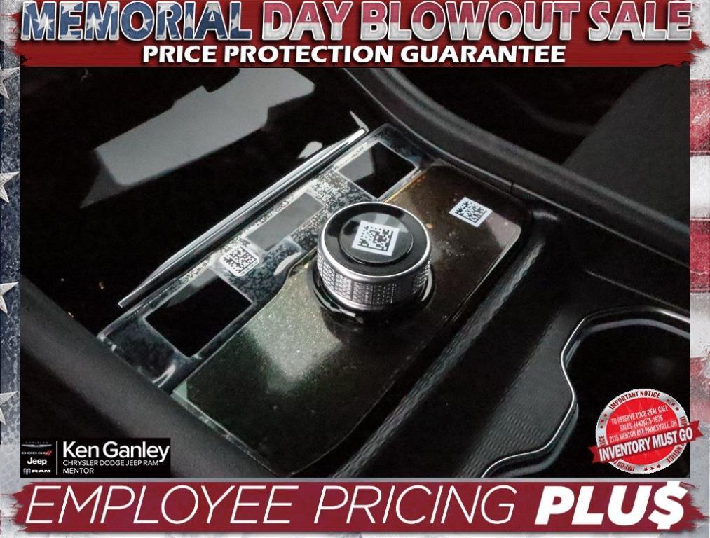 new 2025 Jeep Grand Cherokee car, priced at $38,614