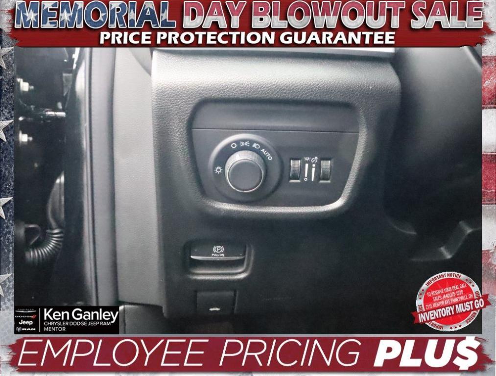new 2025 Jeep Grand Cherokee car, priced at $38,614