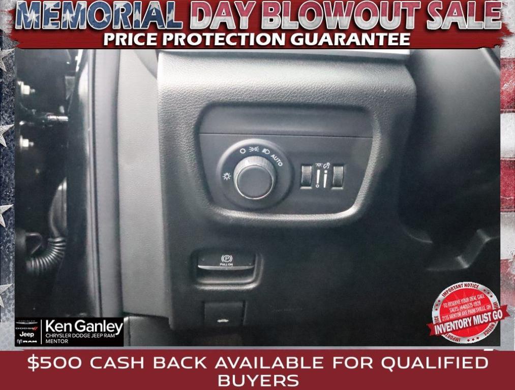 new 2025 Jeep Grand Cherokee car, priced at $38,614