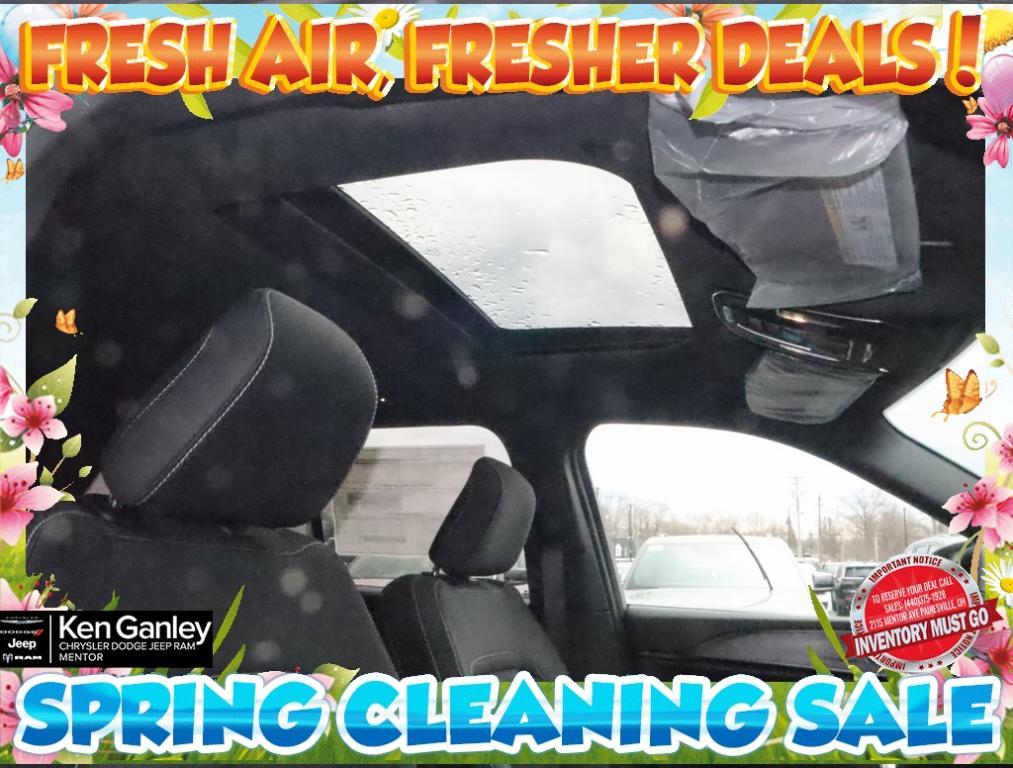 new 2025 Jeep Grand Cherokee car, priced at $43,970