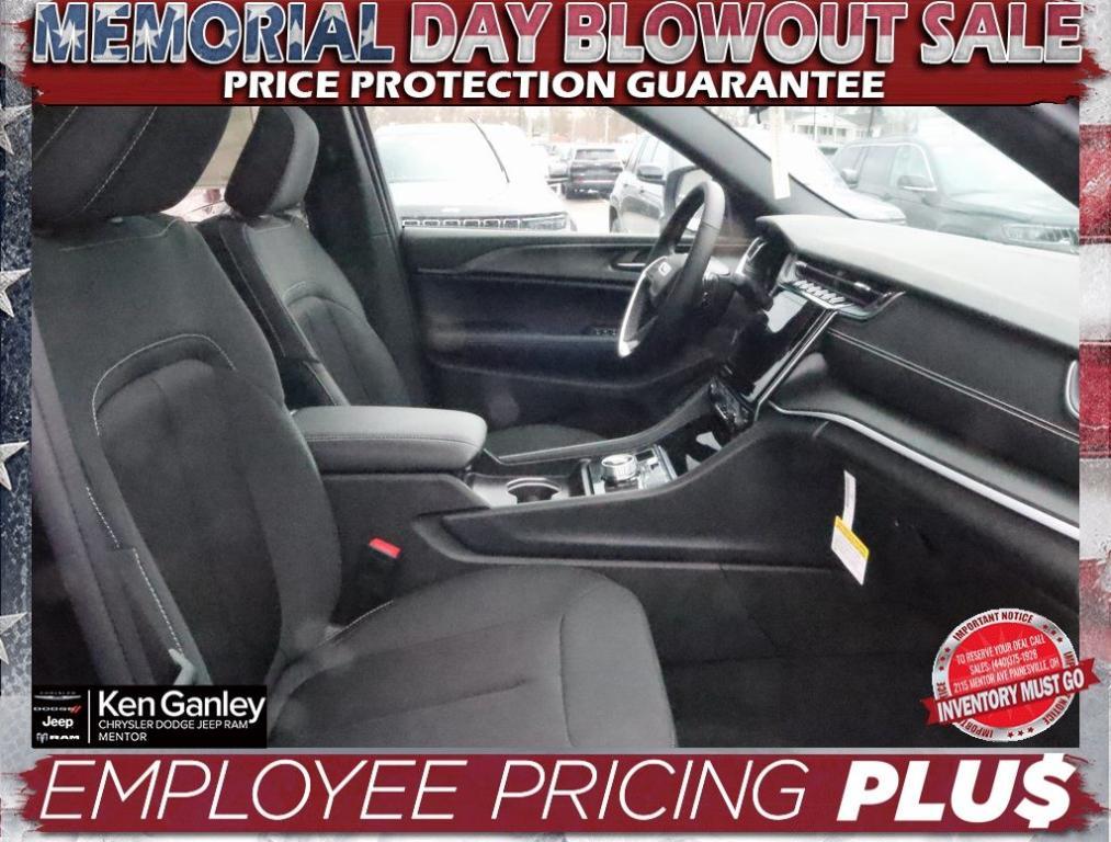 new 2025 Jeep Grand Cherokee car, priced at $38,614