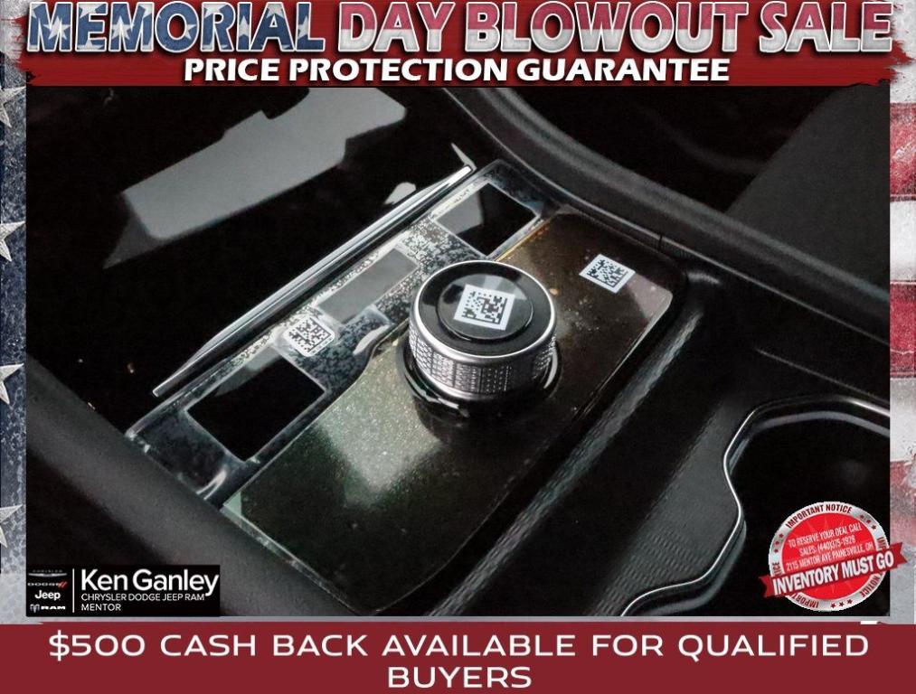 new 2025 Jeep Grand Cherokee car, priced at $38,614