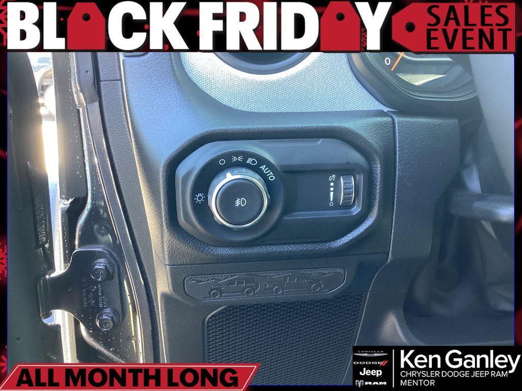 new 2025 Jeep Wrangler car, priced at $51,170