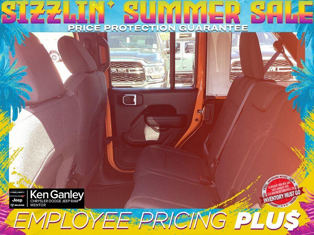 new 2025 Jeep Wrangler car, priced at $46,688