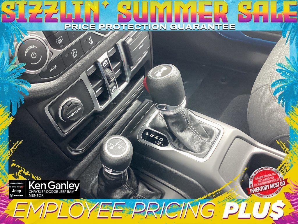 new 2025 Jeep Wrangler car, priced at $44,188