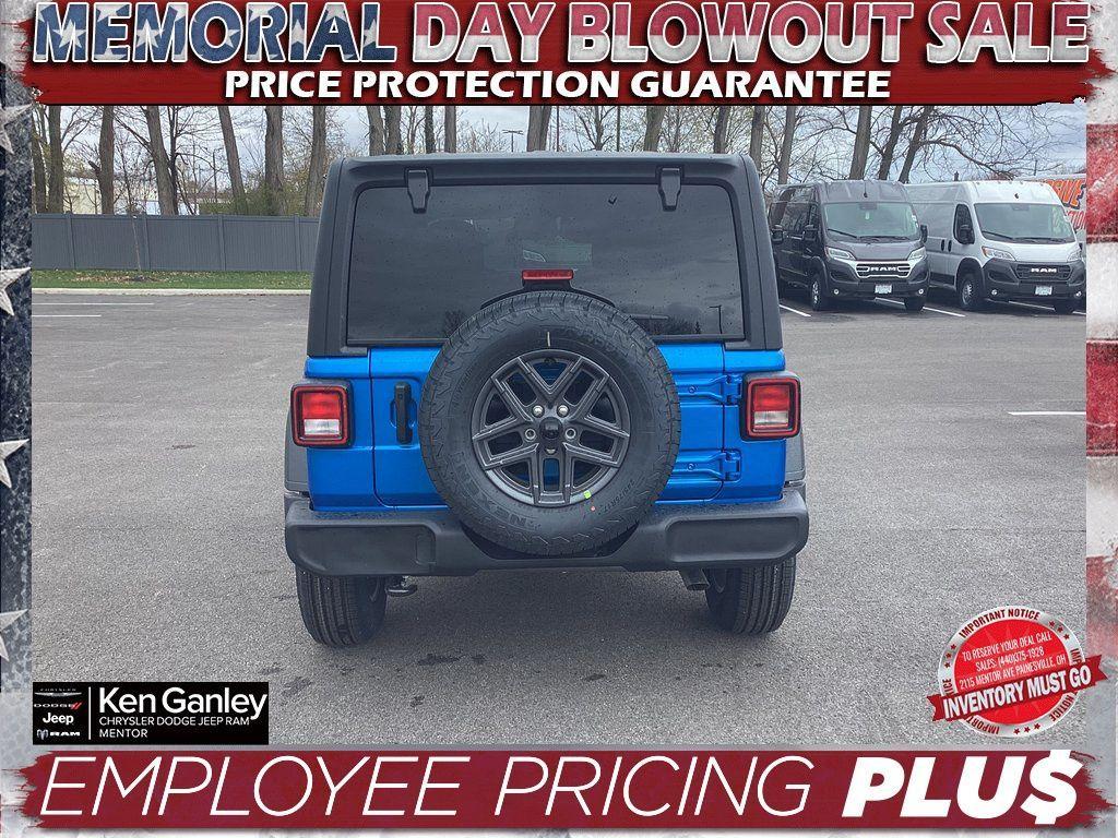 new 2025 Jeep Wrangler car, priced at $44,388