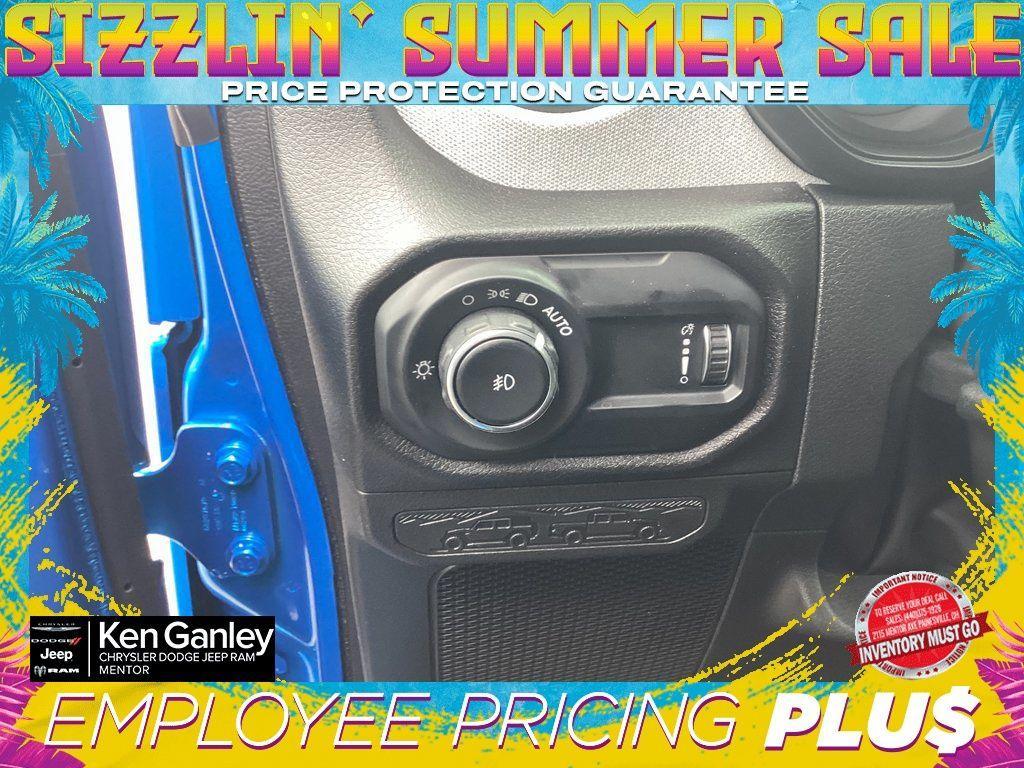 new 2025 Jeep Wrangler car, priced at $44,188