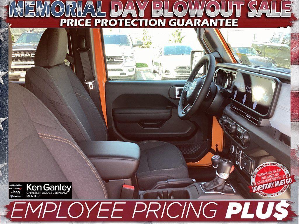 new 2025 Jeep Wrangler car, priced at $51,703