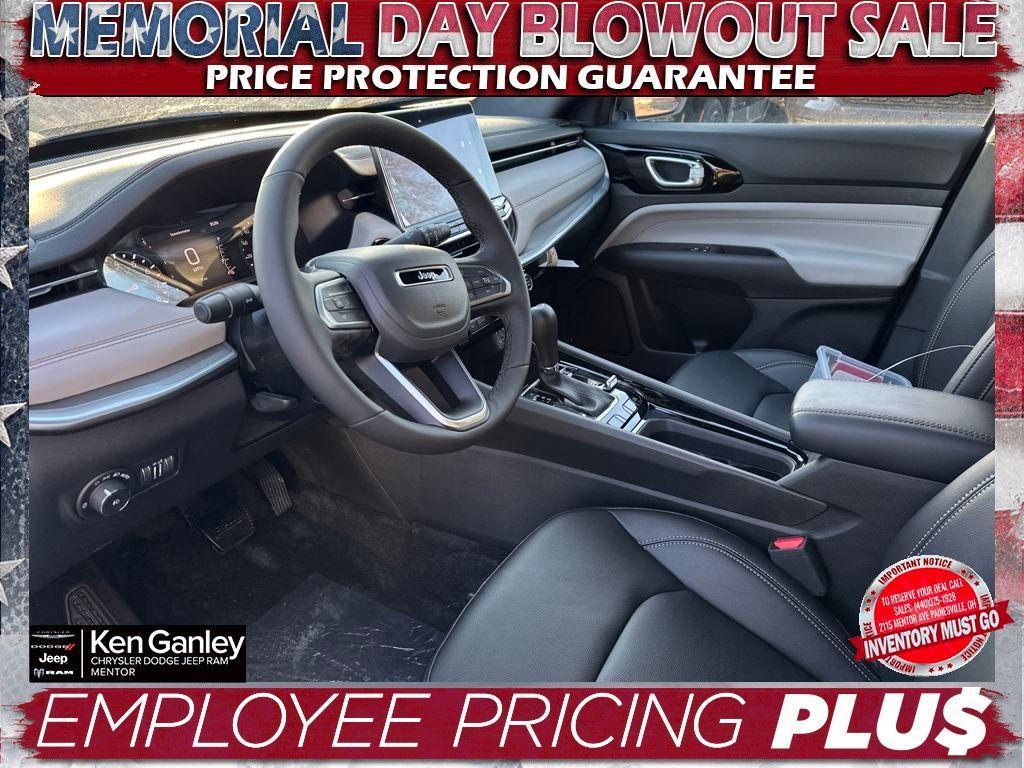 new 2025 Jeep Compass car, priced at $29,176