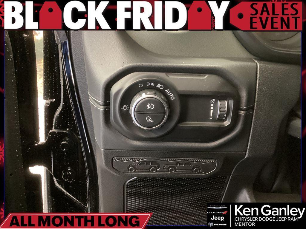 new 2026 Jeep Gladiator car, priced at $61,435