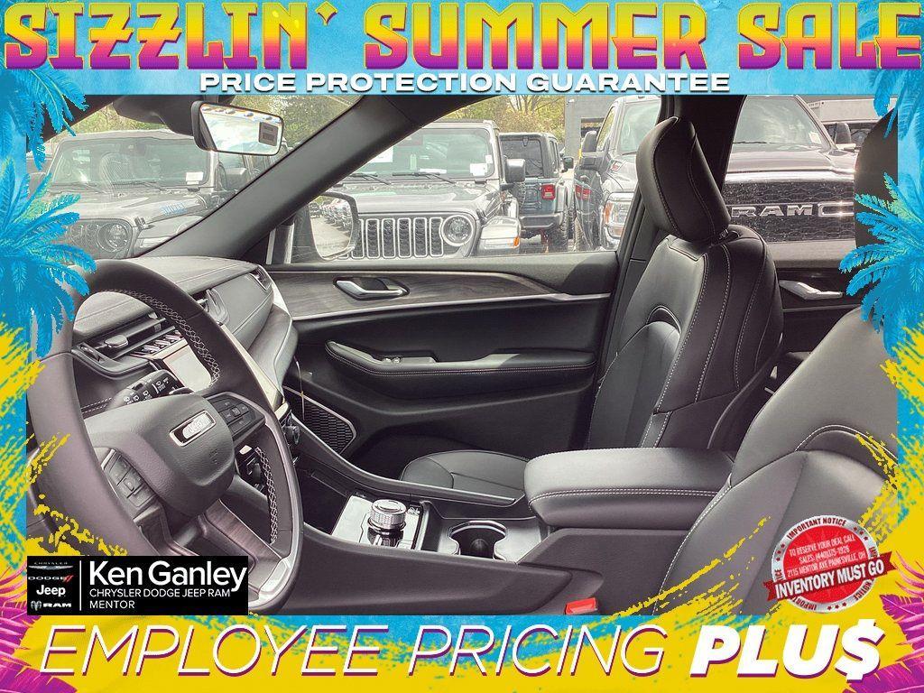 new 2025 Jeep Grand Cherokee 4xe car, priced at $61,080