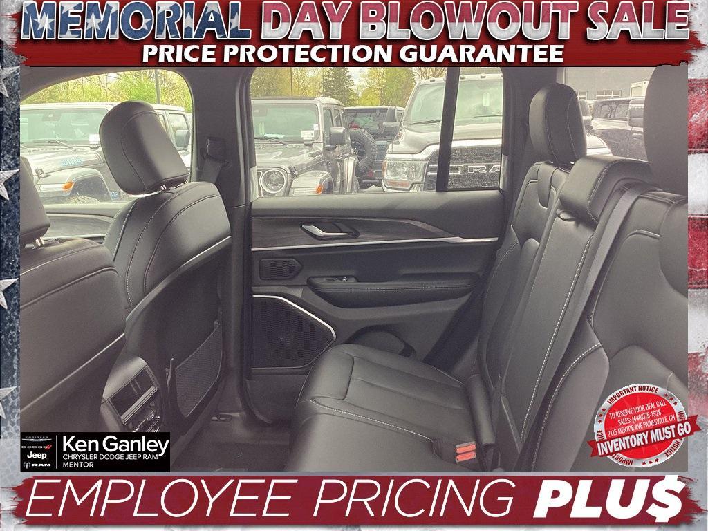 new 2025 Jeep Grand Cherokee 4xe car, priced at $57,673