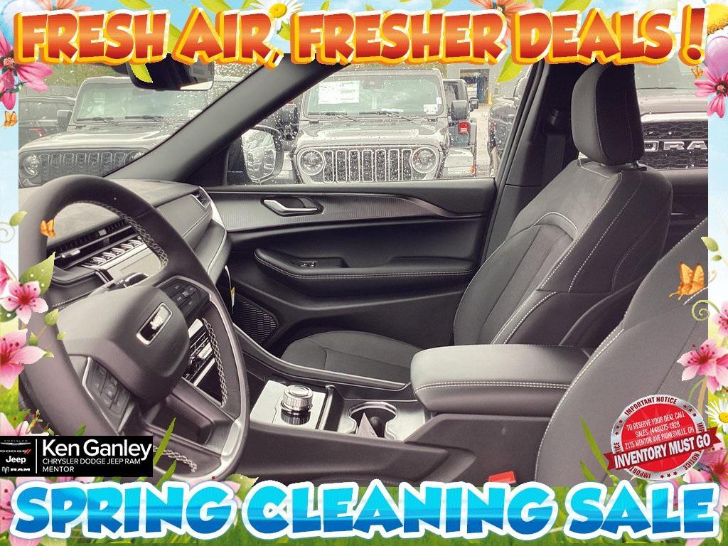 new 2025 Jeep Grand Cherokee L car, priced at $44,566