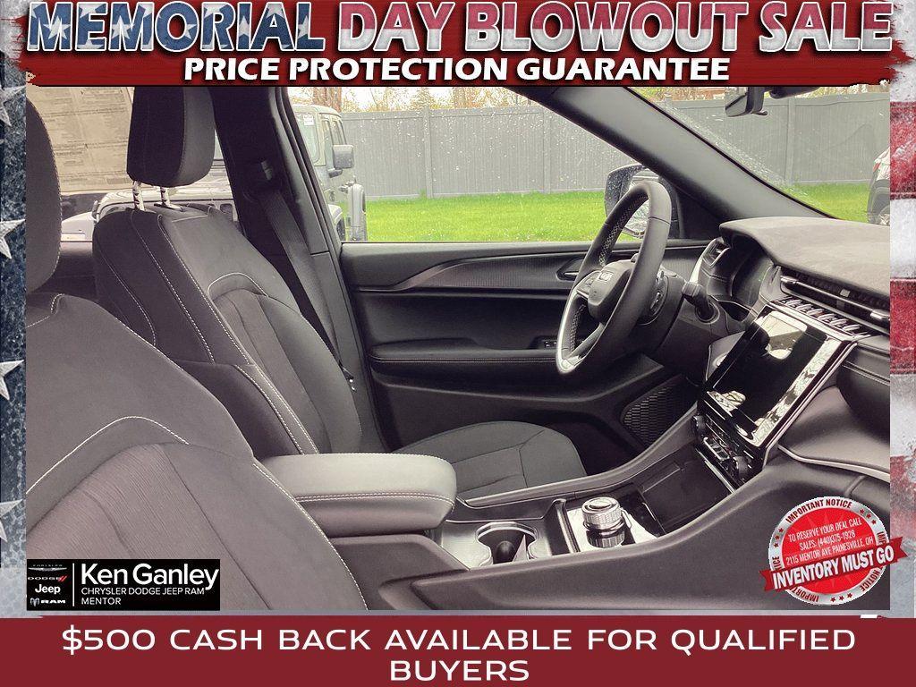 new 2025 Jeep Grand Cherokee L car, priced at $41,720