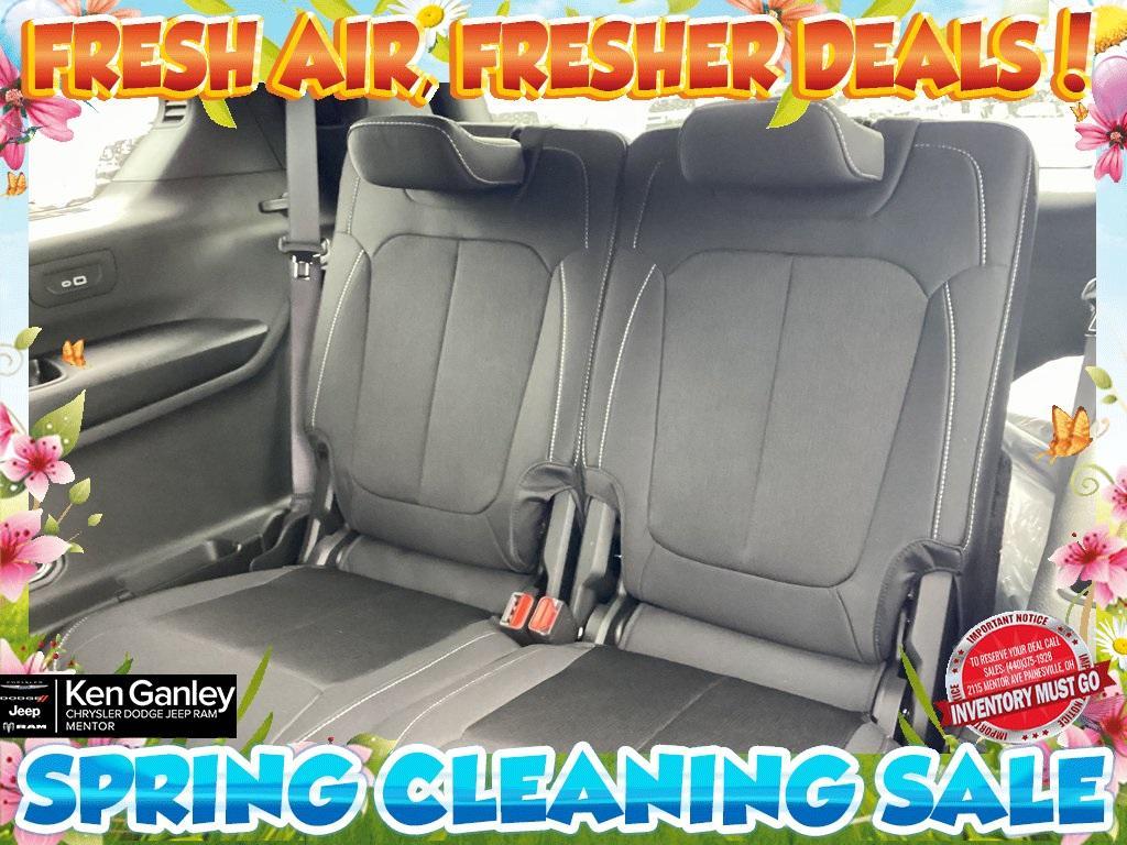 new 2025 Jeep Grand Cherokee L car, priced at $44,566