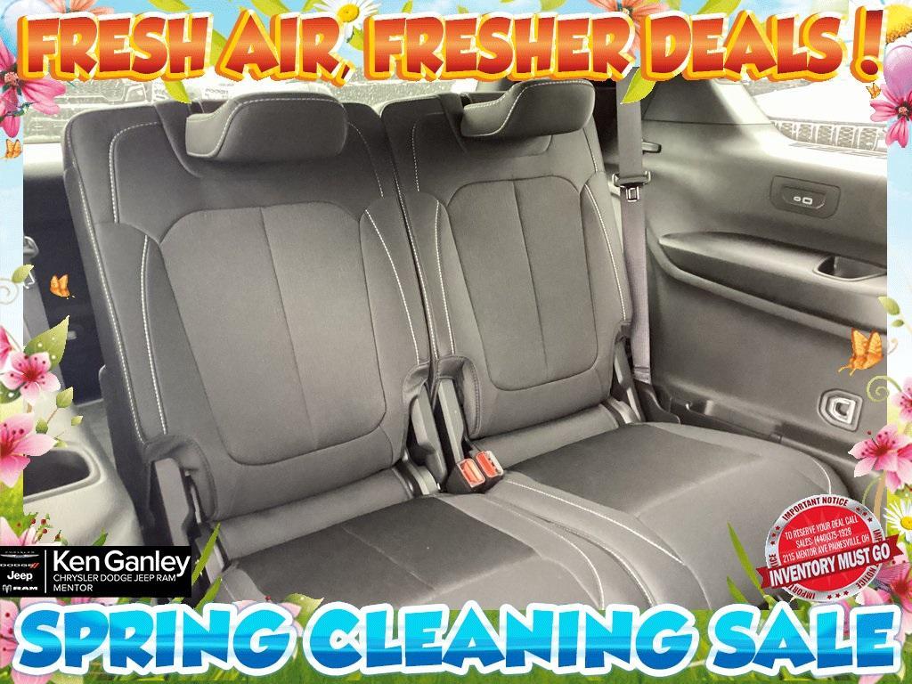 new 2025 Jeep Grand Cherokee L car, priced at $44,566