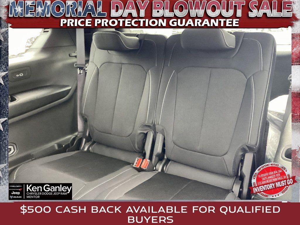 new 2025 Jeep Grand Cherokee L car, priced at $41,720
