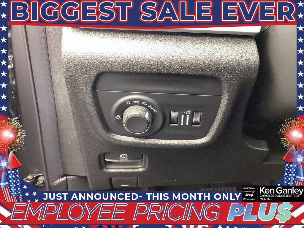new 2025 Jeep Grand Cherokee L car, priced at $41,720