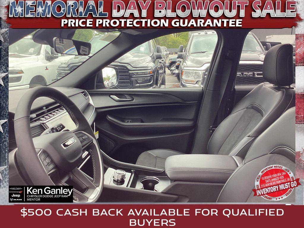 new 2025 Jeep Grand Cherokee L car, priced at $43,452