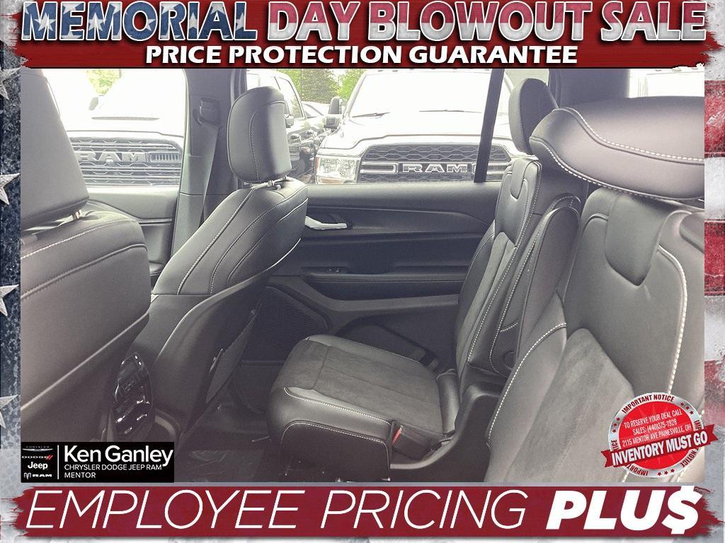 new 2025 Jeep Grand Cherokee L car, priced at $43,852