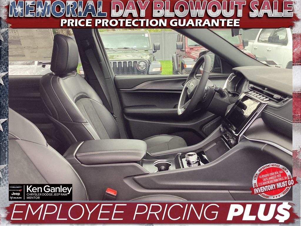 new 2025 Jeep Grand Cherokee L car, priced at $43,852