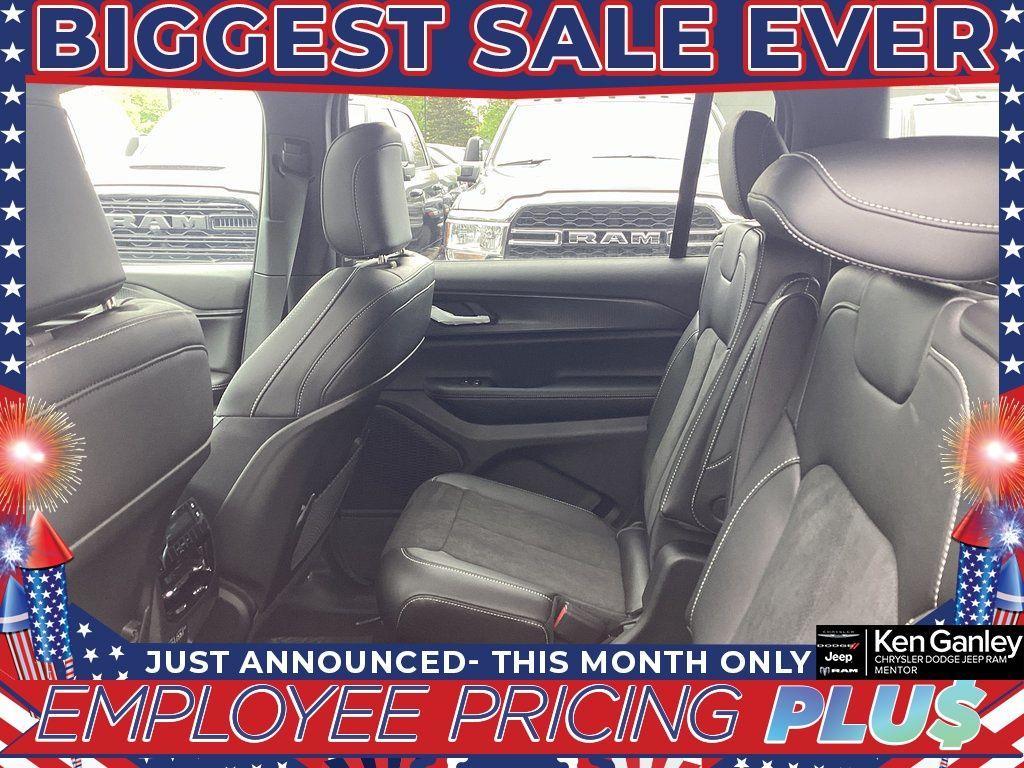 new 2025 Jeep Grand Cherokee L car, priced at $43,452