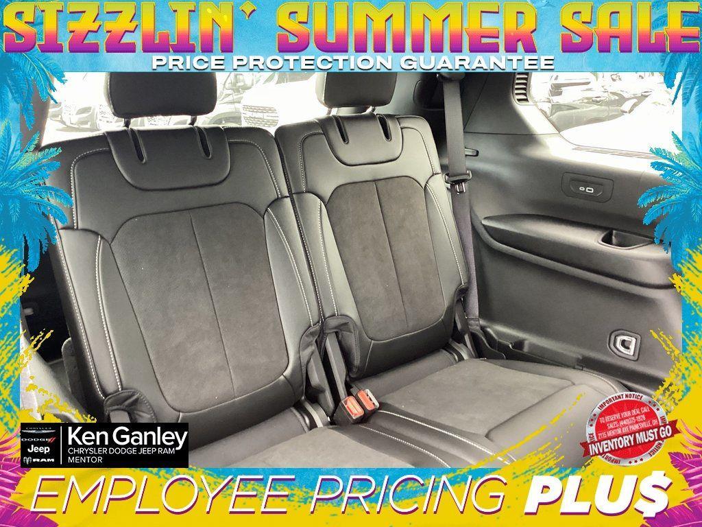 new 2025 Jeep Grand Cherokee L car, priced at $43,452