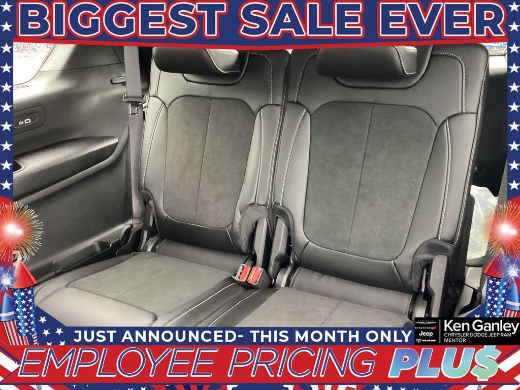 new 2025 Jeep Grand Cherokee L car, priced at $43,452