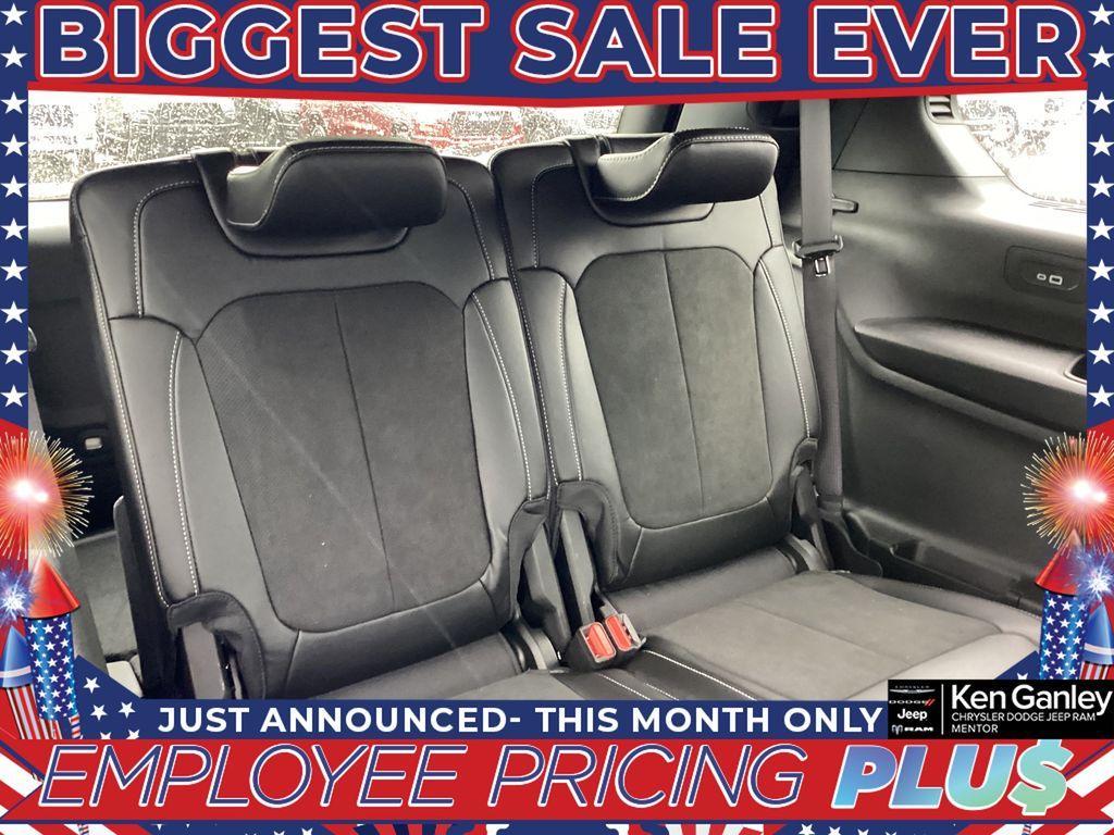 new 2025 Jeep Grand Cherokee L car, priced at $43,452
