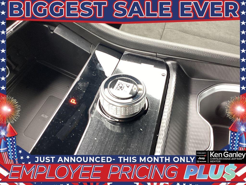 new 2025 Jeep Grand Cherokee L car, priced at $43,452