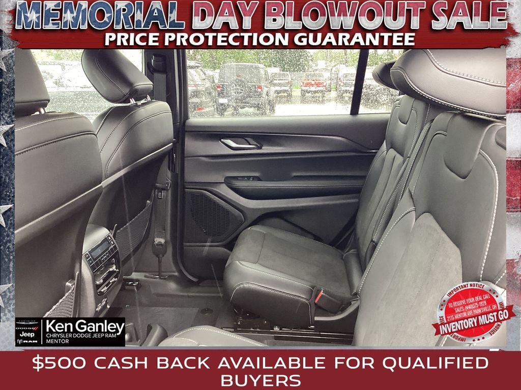 new 2025 Jeep Grand Cherokee L car, priced at $43,452