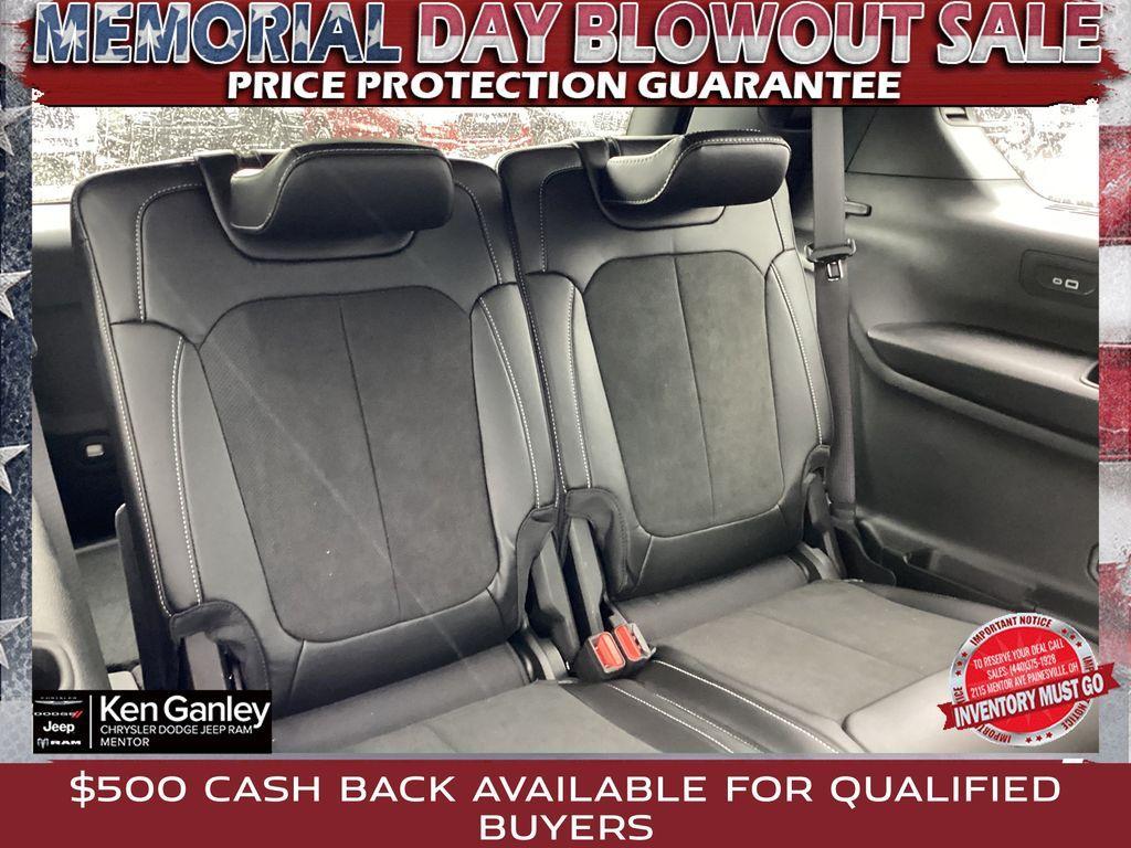 new 2025 Jeep Grand Cherokee L car, priced at $43,452