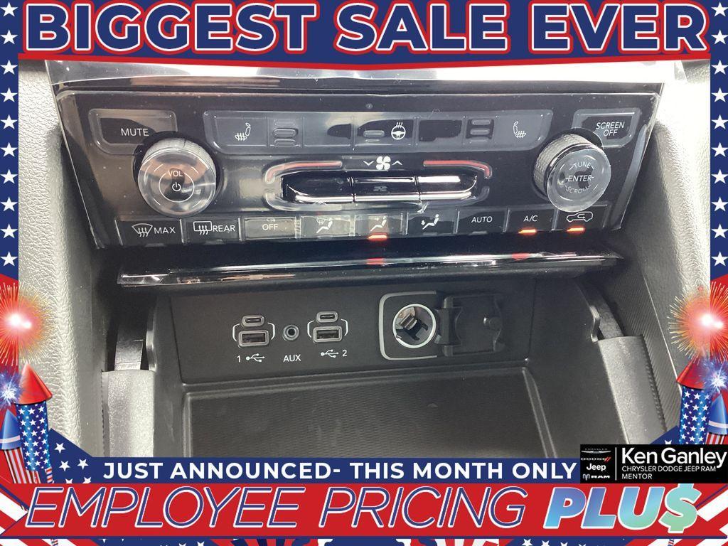 new 2025 Jeep Grand Cherokee L car, priced at $43,452