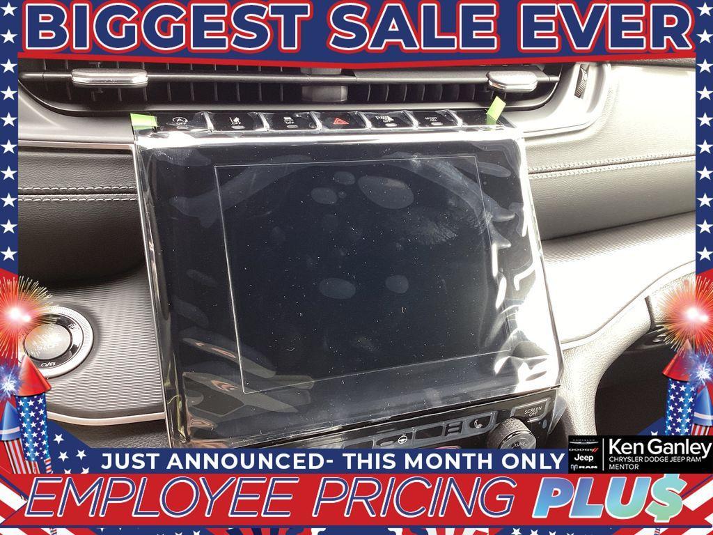 new 2025 Jeep Grand Cherokee L car, priced at $43,452