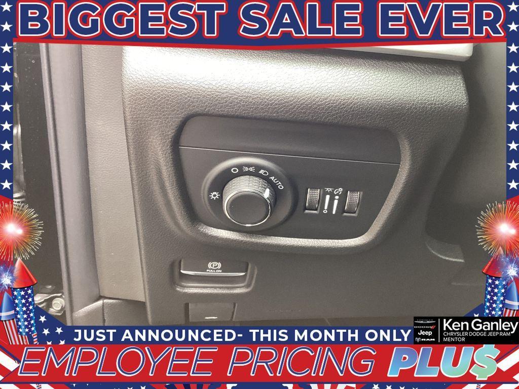 new 2025 Jeep Grand Cherokee L car, priced at $43,452