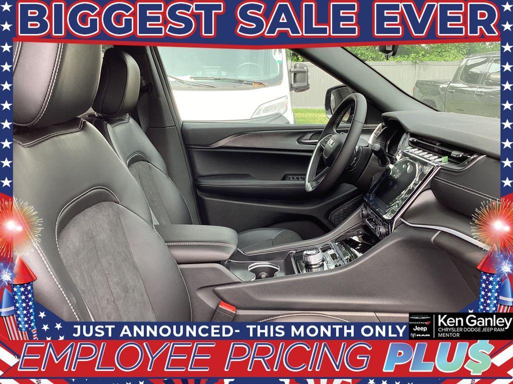 new 2025 Jeep Grand Cherokee L car, priced at $43,452