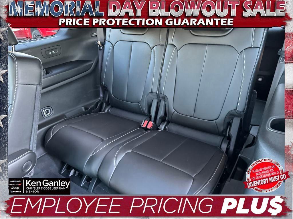 new 2025 Jeep Grand Cherokee L car, priced at $43,986