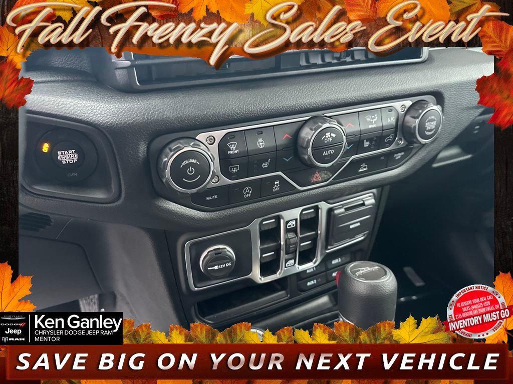 new 2025 Jeep Gladiator car, priced at $46,052