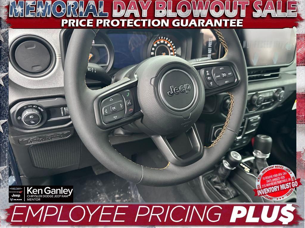 new 2025 Jeep Gladiator car, priced at $46,152