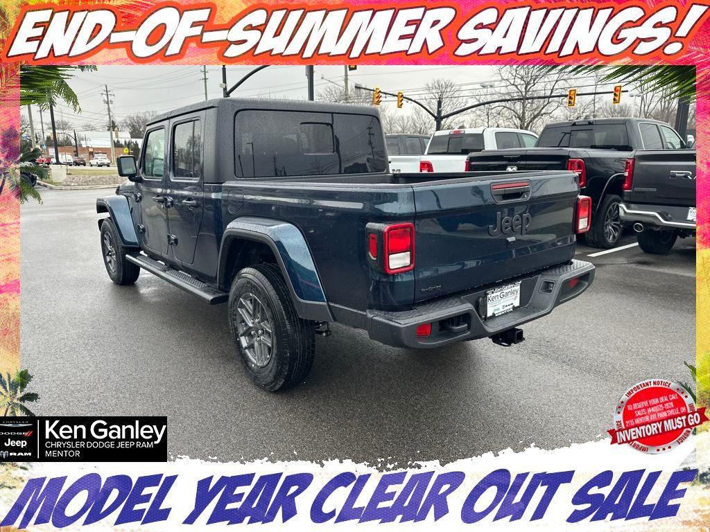 new 2025 Jeep Gladiator car, priced at $46,052
