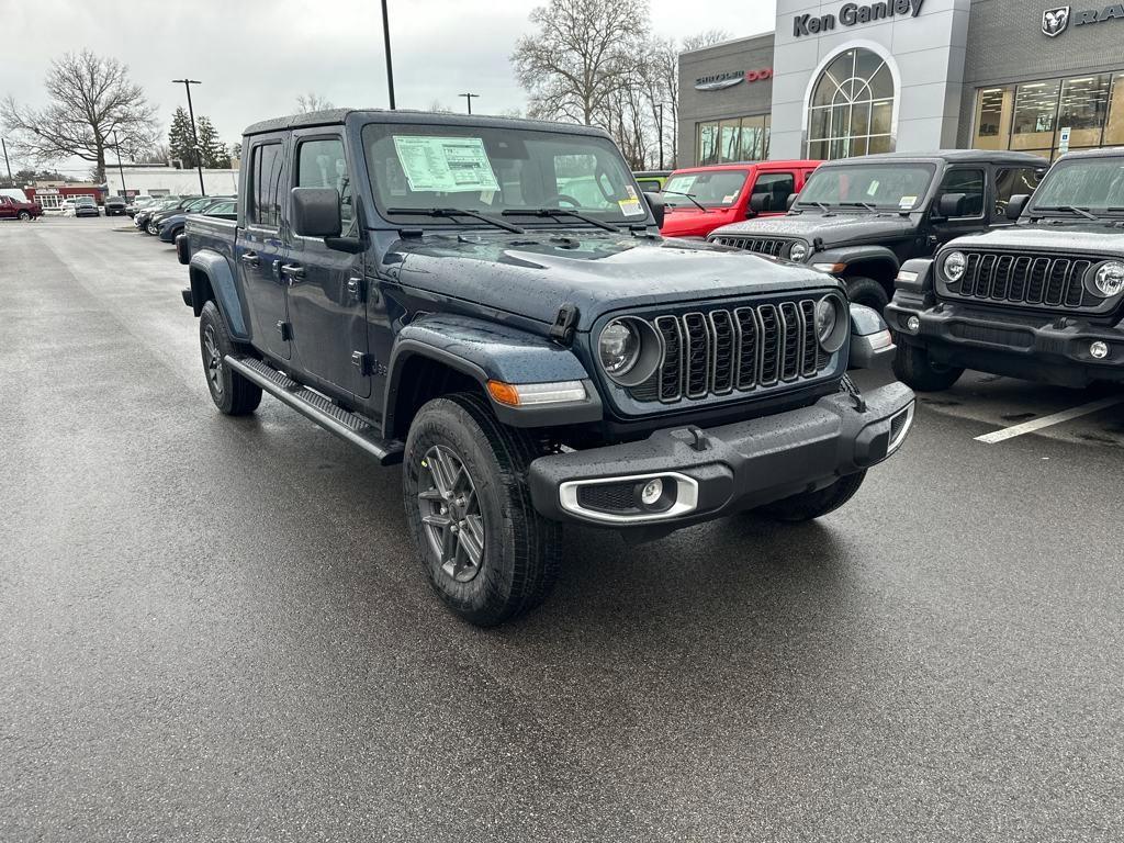 new 2025 Jeep Gladiator car, priced at $49,470