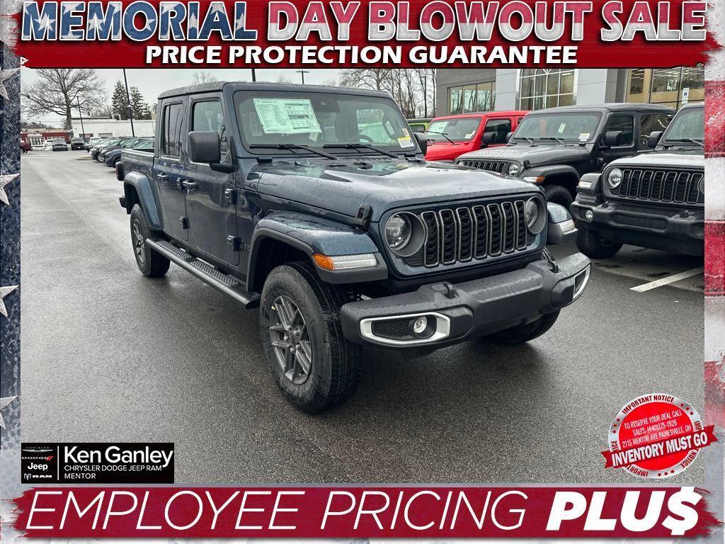 new 2025 Jeep Gladiator car, priced at $46,152