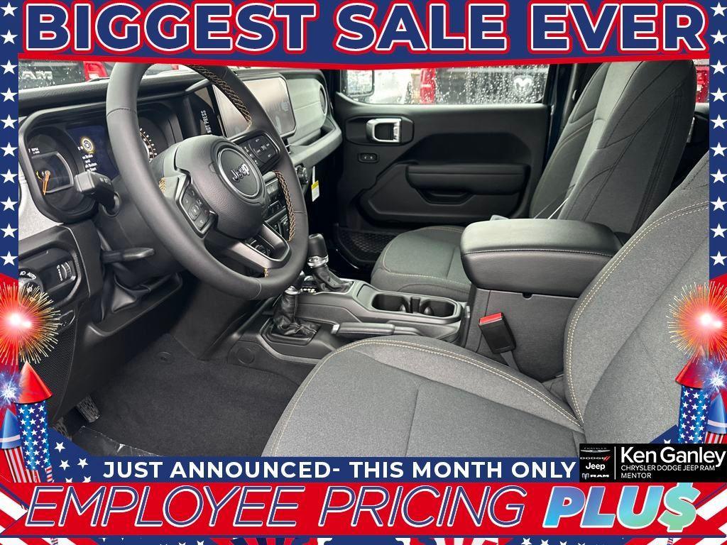 new 2025 Jeep Gladiator car, priced at $46,152