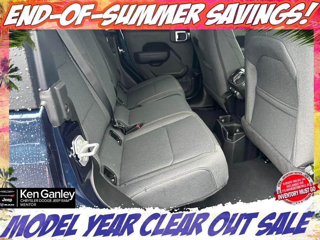 new 2025 Jeep Gladiator car, priced at $46,052