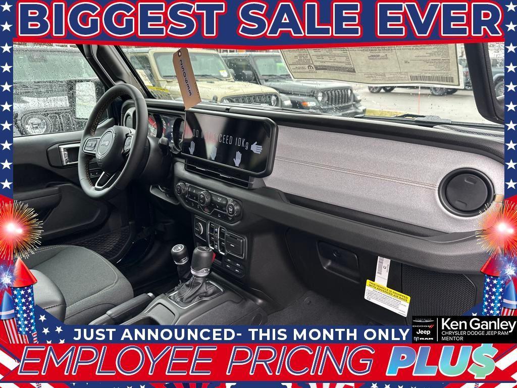 new 2025 Jeep Gladiator car, priced at $46,152