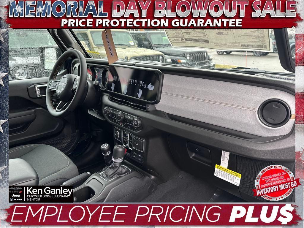 new 2025 Jeep Gladiator car, priced at $46,152