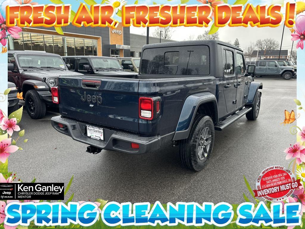 new 2025 Jeep Gladiator car, priced at $49,470