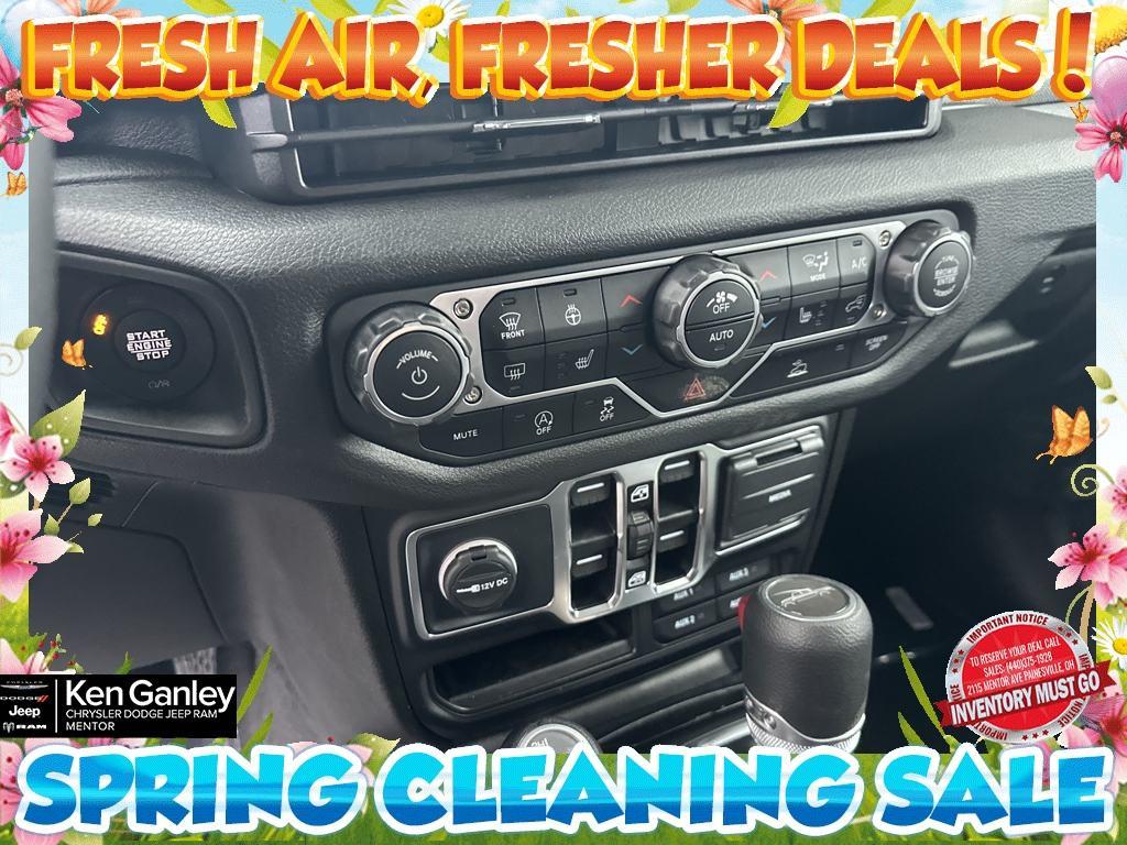 new 2025 Jeep Gladiator car, priced at $48,852