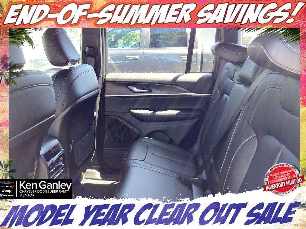 new 2025 Jeep Grand Cherokee car, priced at $46,576