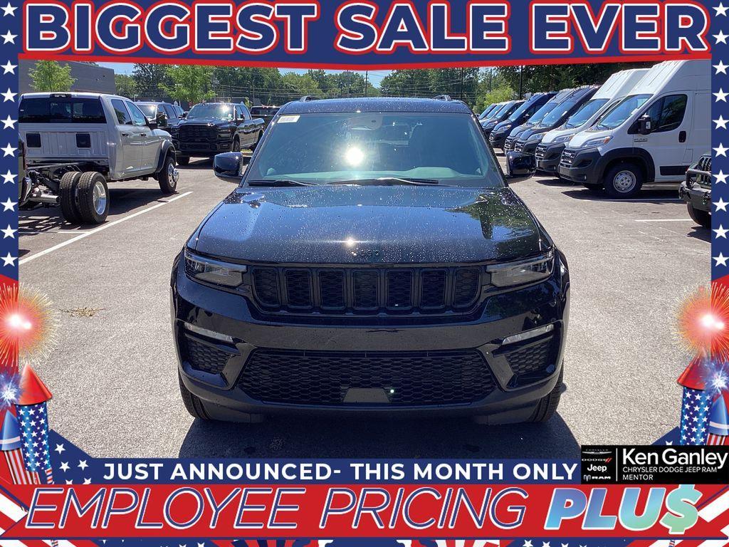 new 2025 Jeep Grand Cherokee car, priced at $47,676